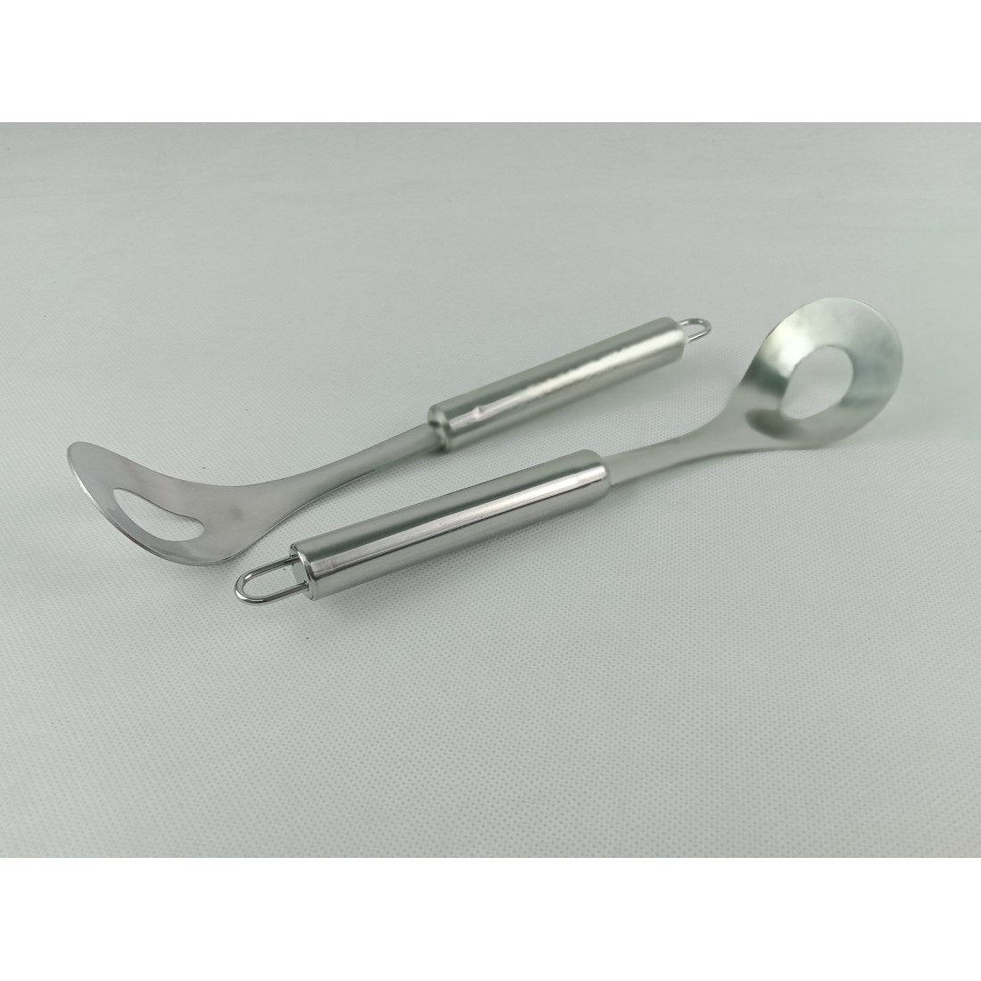 Multi functional spoon. Made from stainless steel and suitable for making meatball