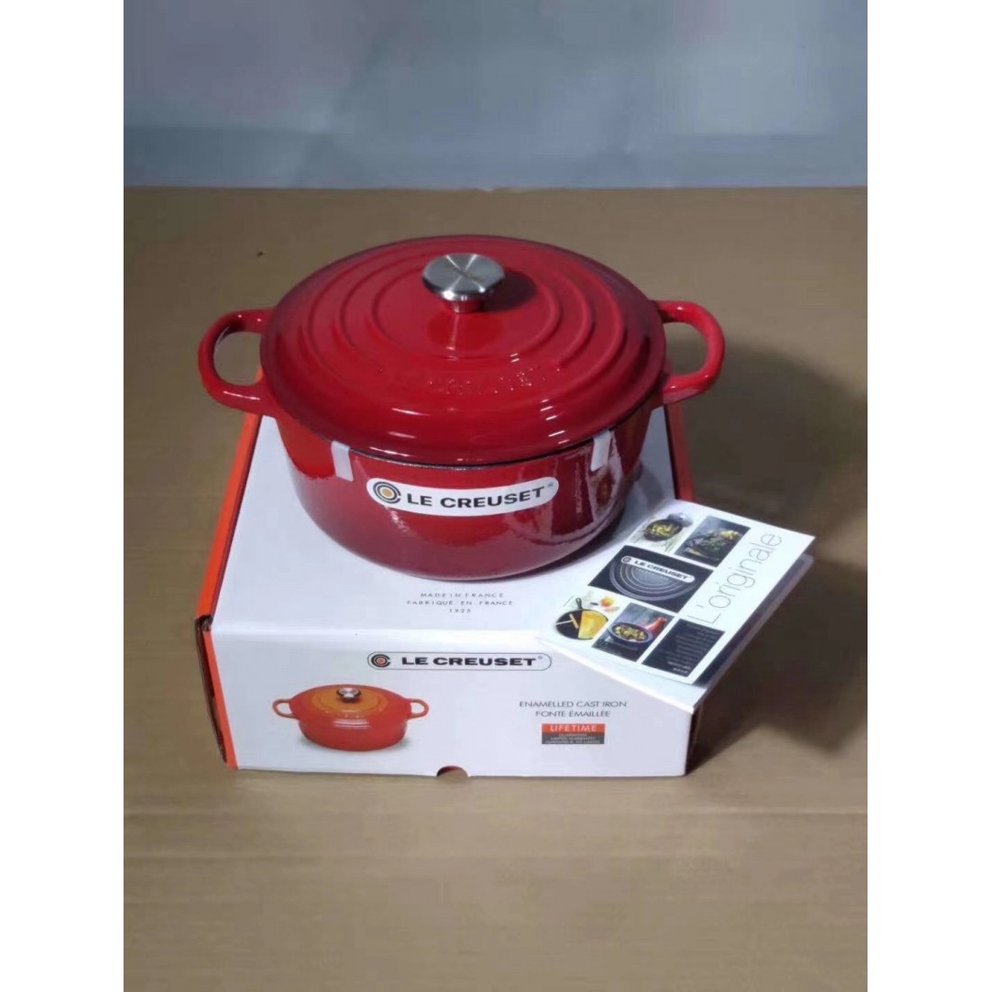 BRAND NEW France LE CREUSET 4.2 L Round Casserole Enamel Cast Oven Cast Metal Iron Cooking Pot