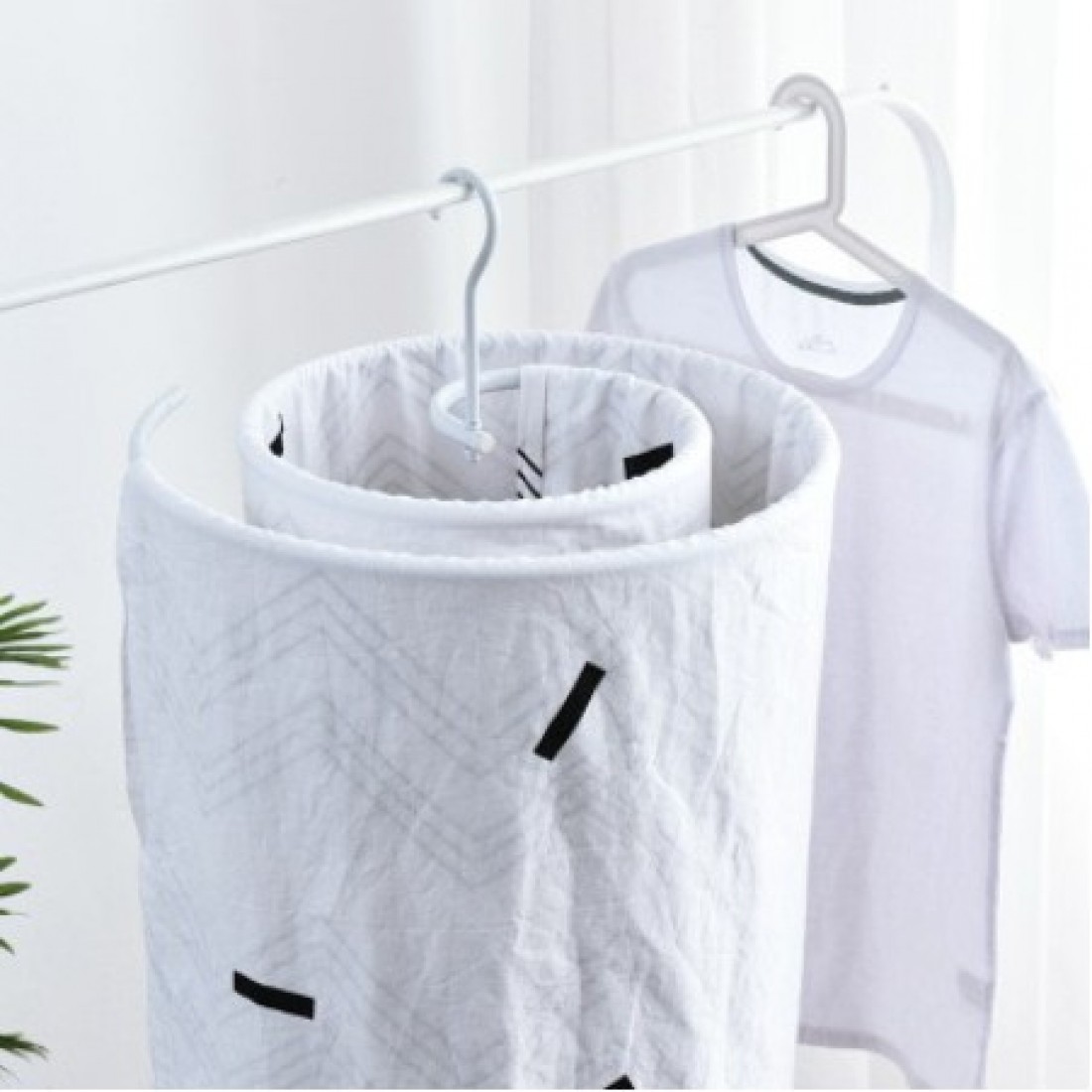 Spiral Rotating Bedsheet Quilt Iron Drying Hanger