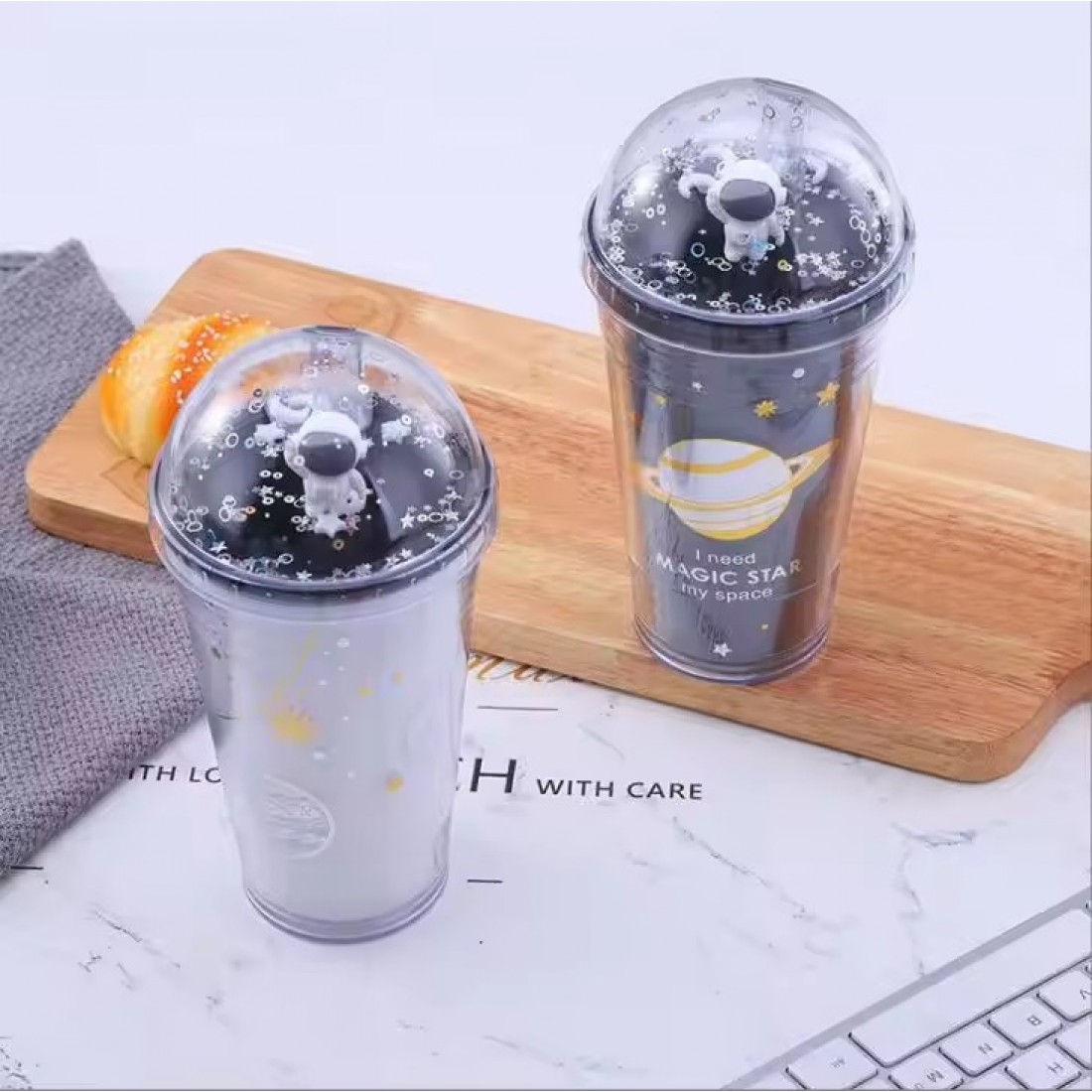  450ml Space Design Drink Water Bottle Tumbler with Straw Double Layer Cold Cup Botol Air Budak 太空人吸管塑料